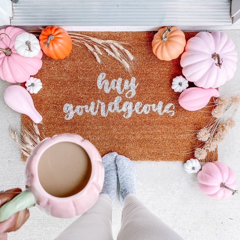 Hay Gourdgeous fall doormat DIY