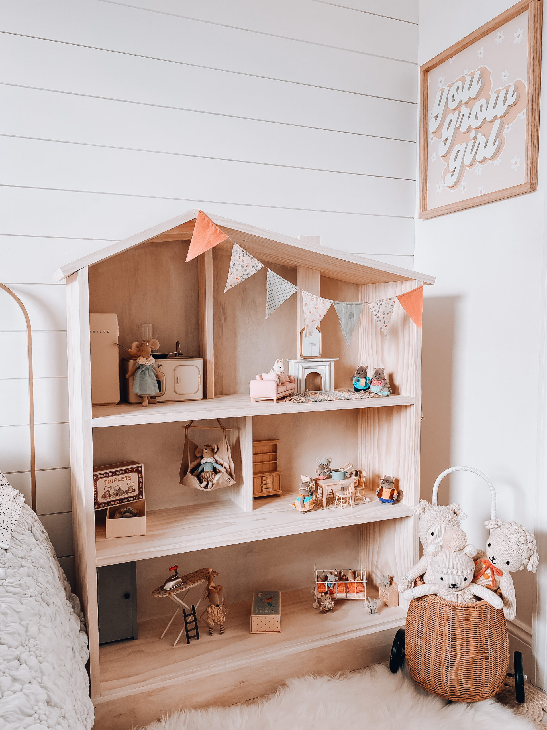 Diy wooden discount barbie house