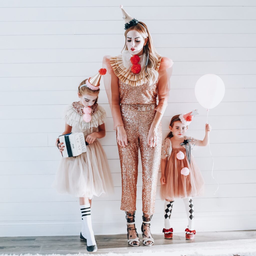 Family of Four DIY Halloween Costume Ideas - Stephanie Hanna Blog